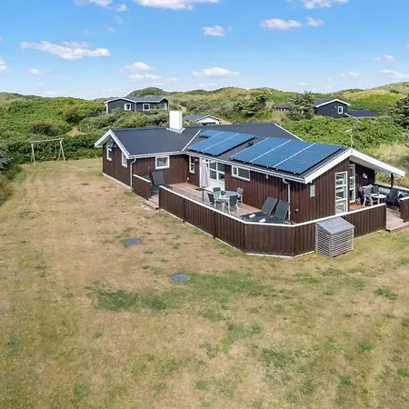 Larisa - 250m From The Sea By Interhome