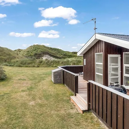 Larisa - 250m From The Sea By Interhome Saltum